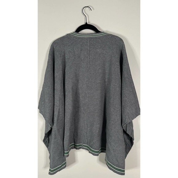 House of Harlow 1960 Poncho V-Neck Sweater One Size - Picture 8 of 10